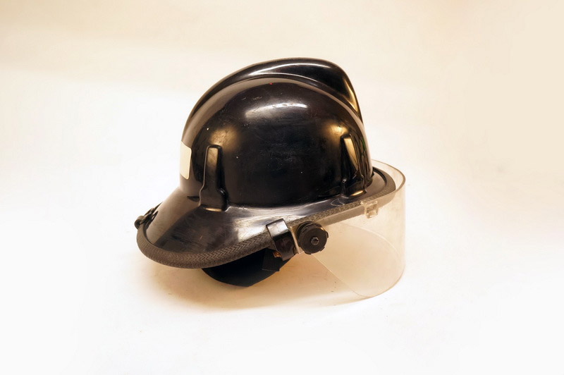 casco bombero visera negro 19x27x32 1u